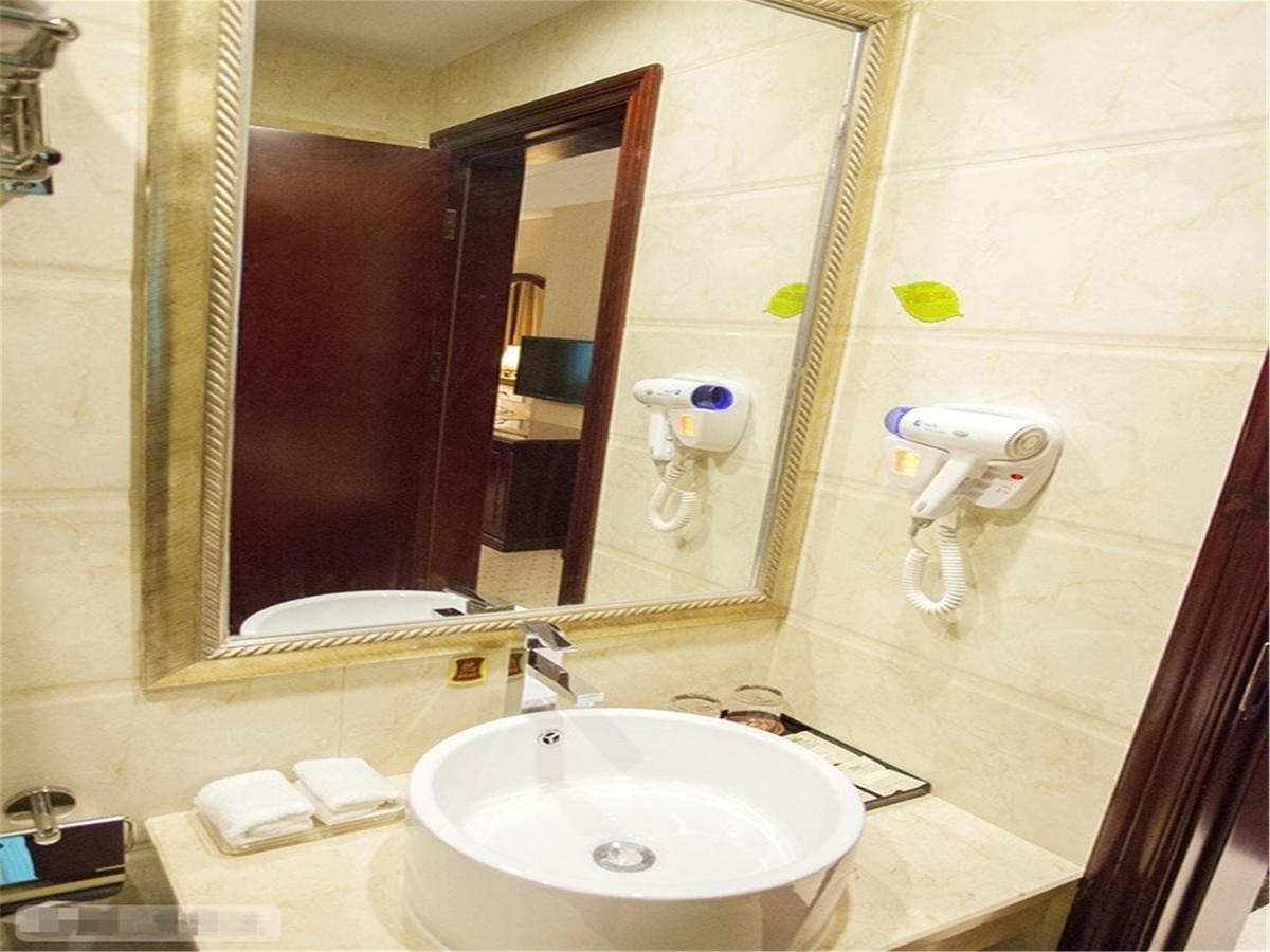 Vienna Hotel Ningbo Xiangshan Coach Terminal Bagian luar foto